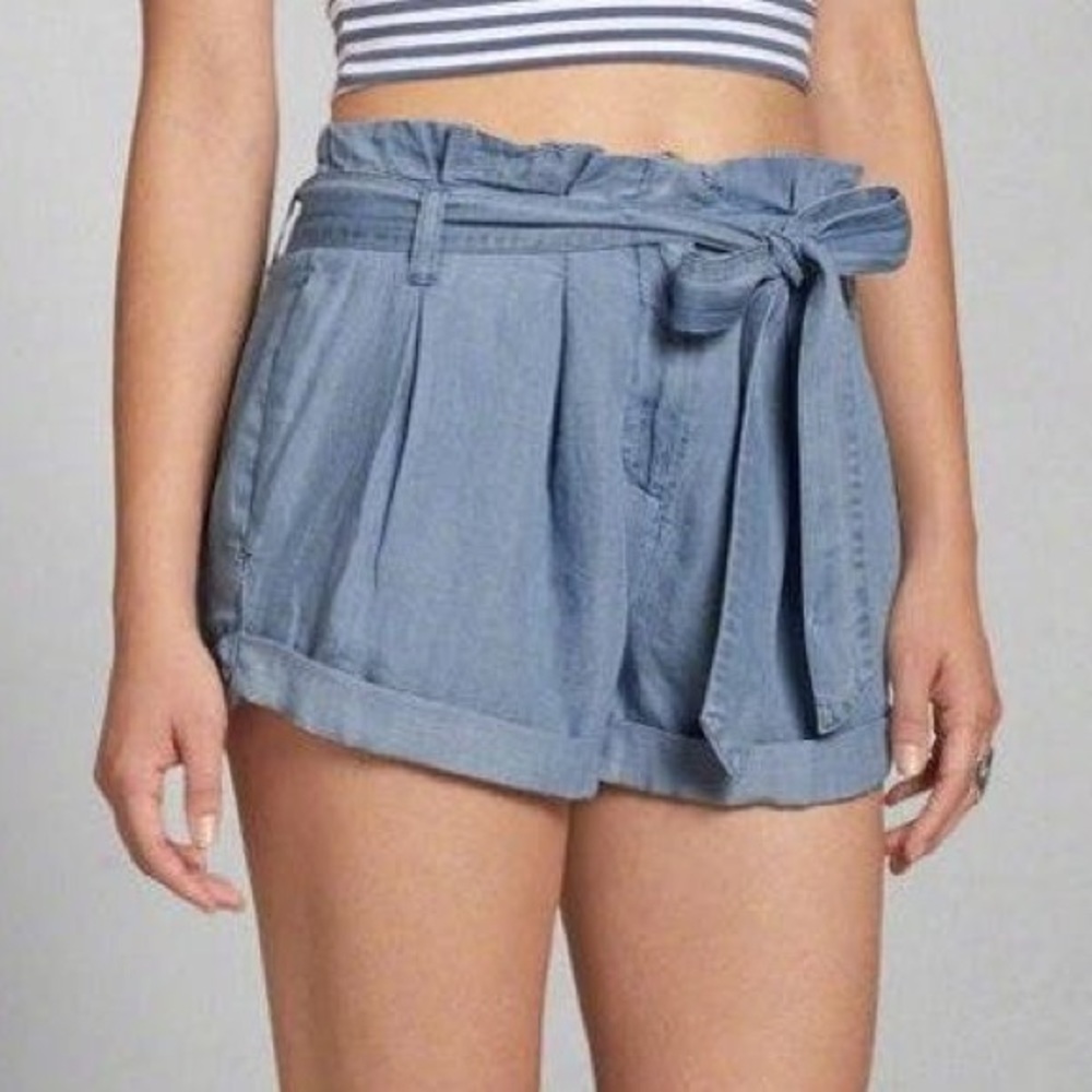 Paperbag shorts